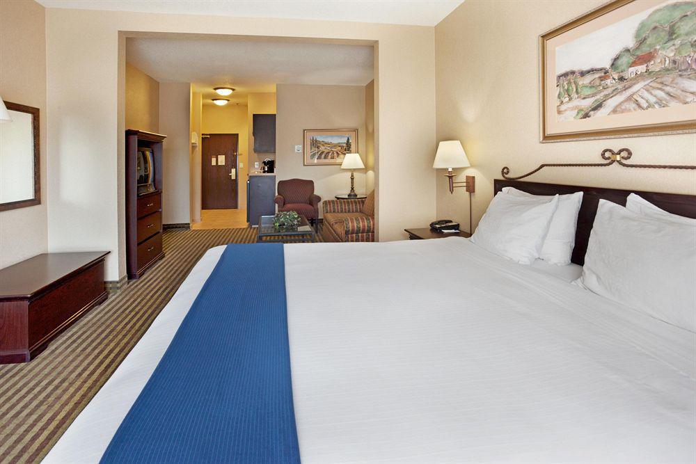 Holiday Inn Express Hotel & Suites Marina By Ihg Δωμάτιο φωτογραφία