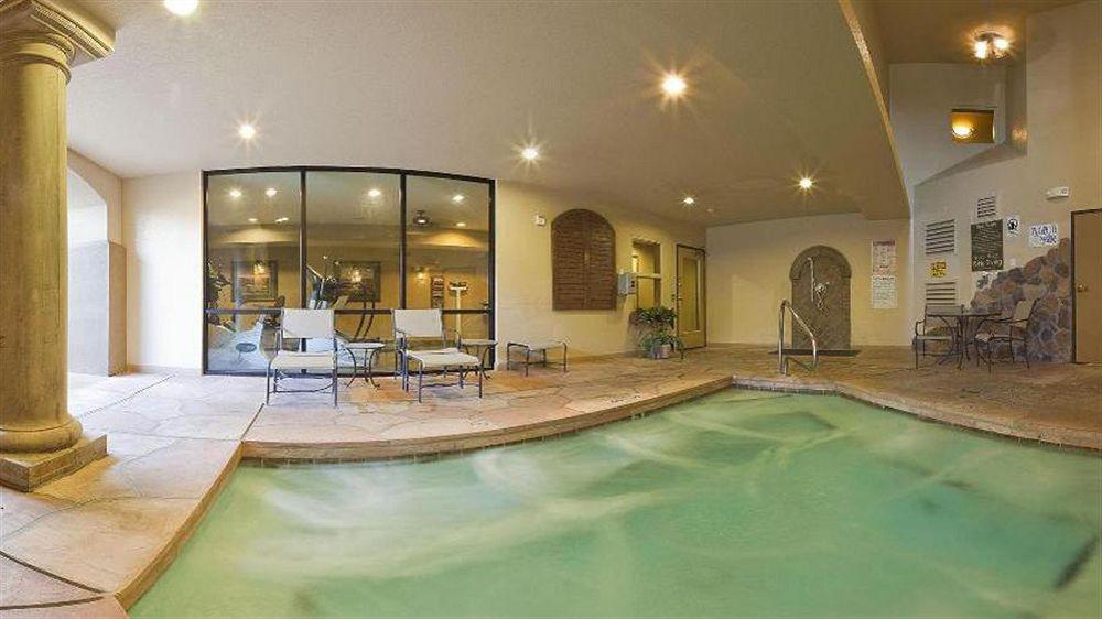 Holiday Inn Express Hotel & Suites Marina By Ihg Εξωτερικό φωτογραφία