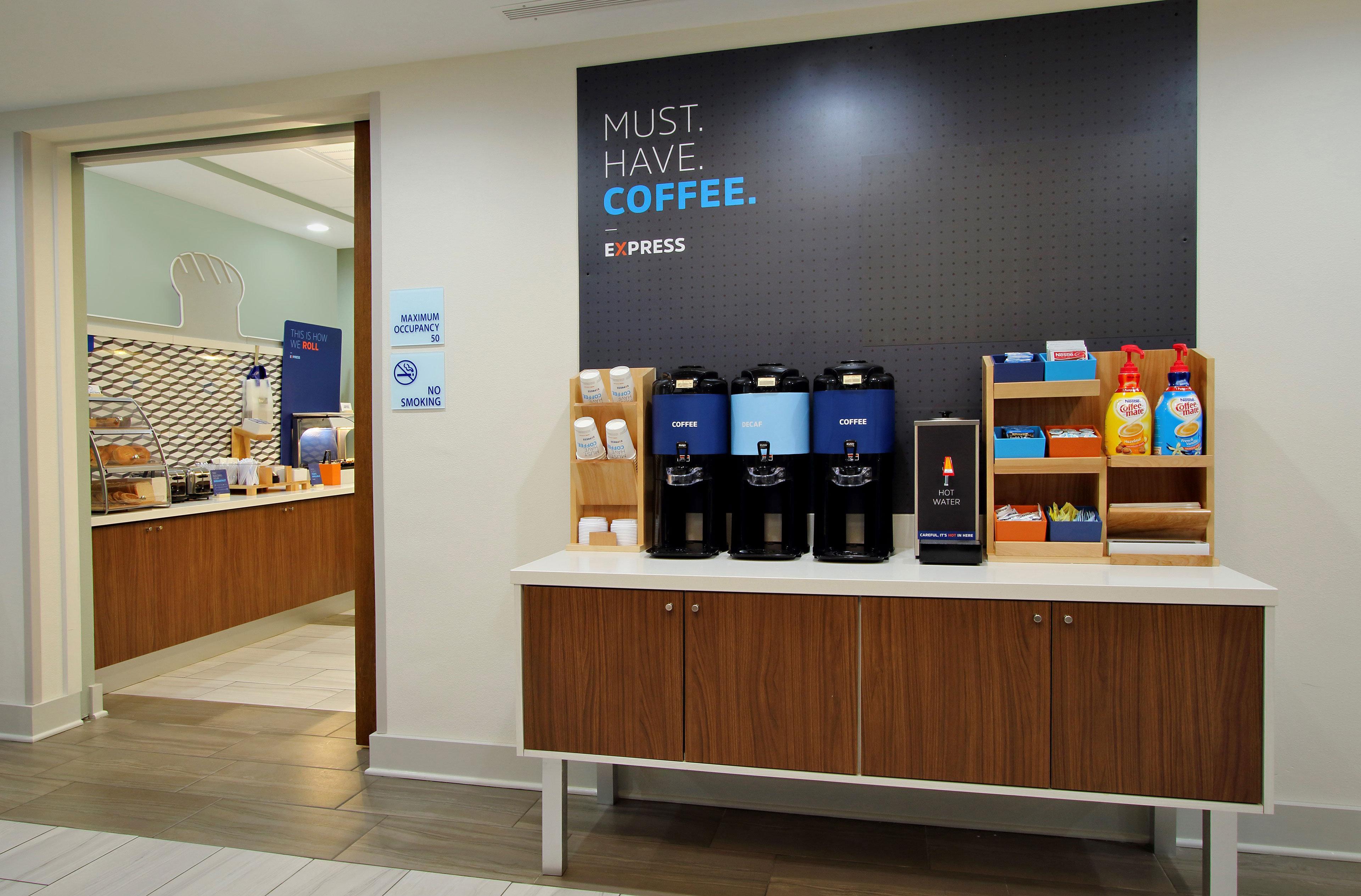Holiday Inn Express Hotel & Suites Marina By Ihg Εξωτερικό φωτογραφία
