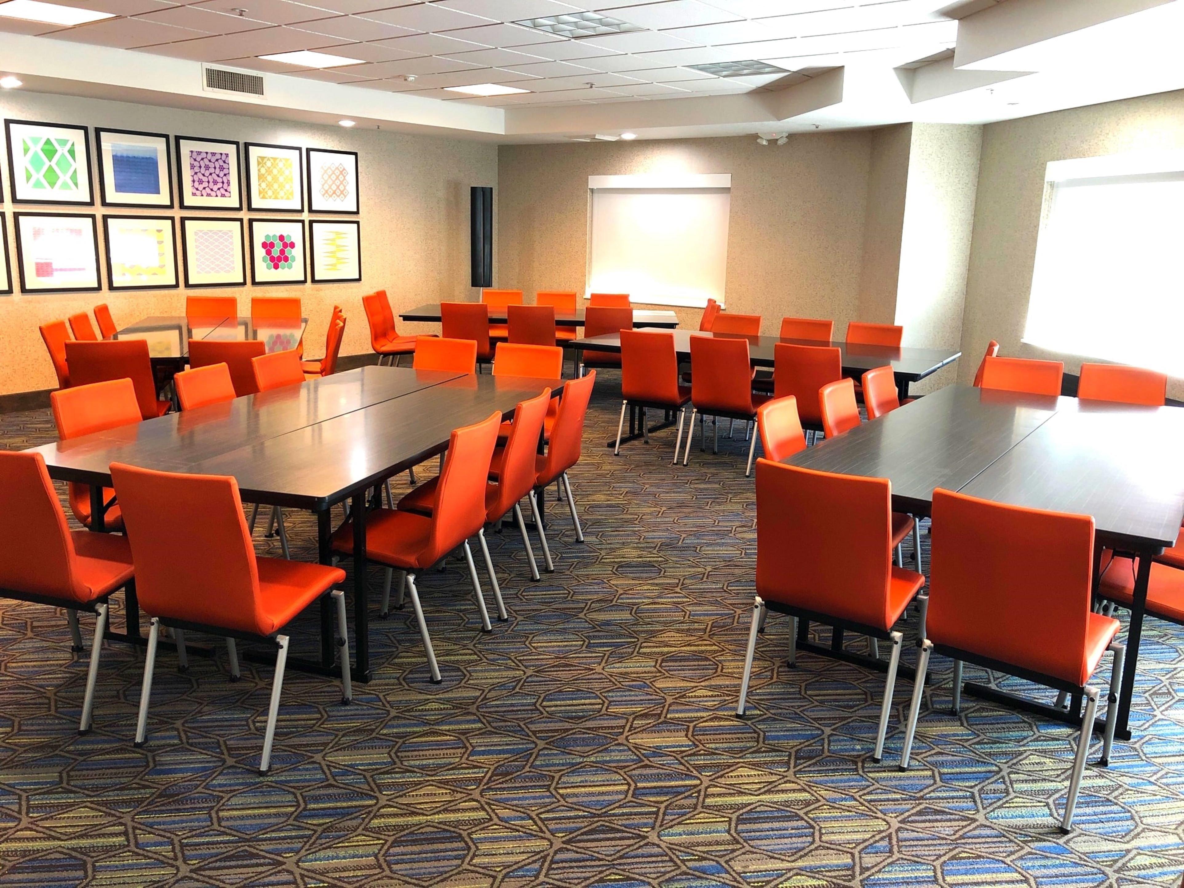 Holiday Inn Express Hotel & Suites Marina By Ihg Εξωτερικό φωτογραφία