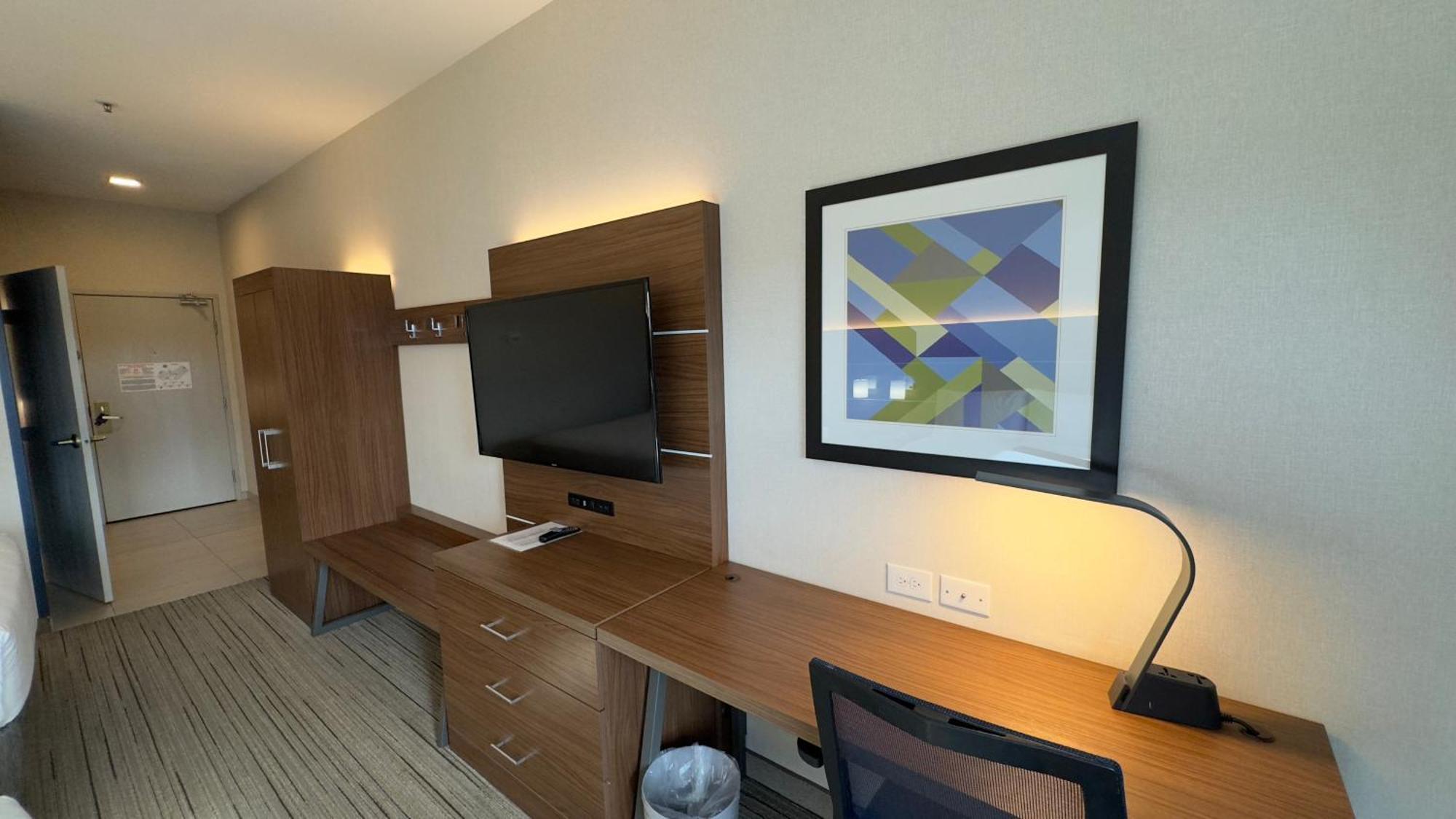 Holiday Inn Express Hotel & Suites Marina By Ihg Εξωτερικό φωτογραφία