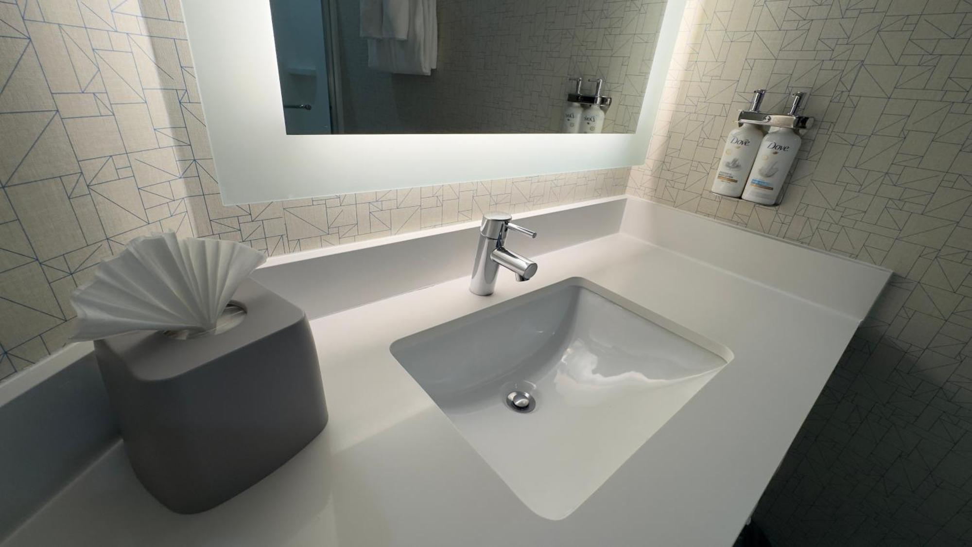 Holiday Inn Express Hotel & Suites Marina By Ihg Εξωτερικό φωτογραφία
