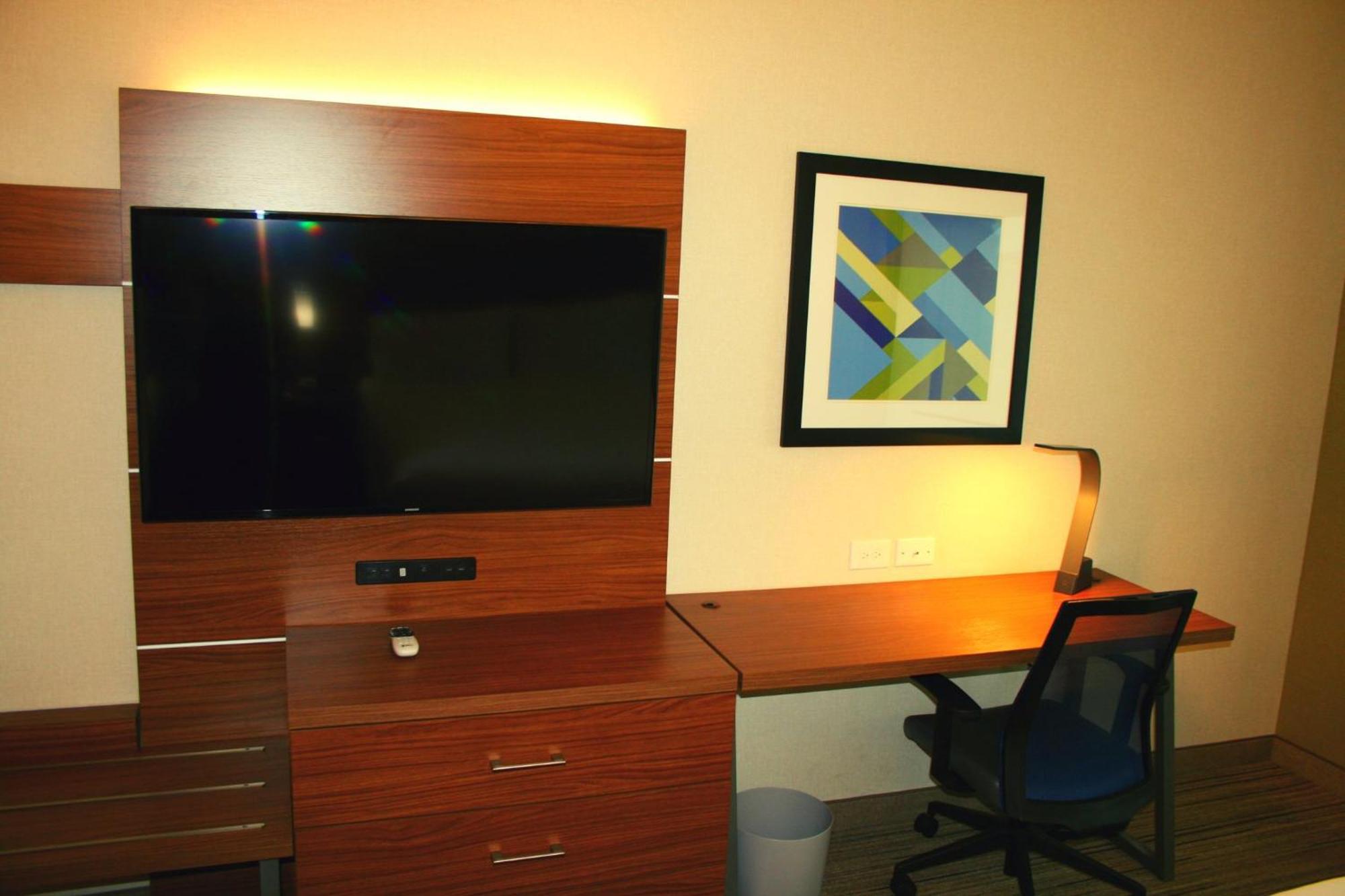 Holiday Inn Express Hotel & Suites Marina By Ihg Εξωτερικό φωτογραφία